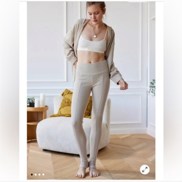 Urban Outfitters Pants - Urban Outfitters Out From Under Colette Ribbed Stirrup Leggings Beige Size Small